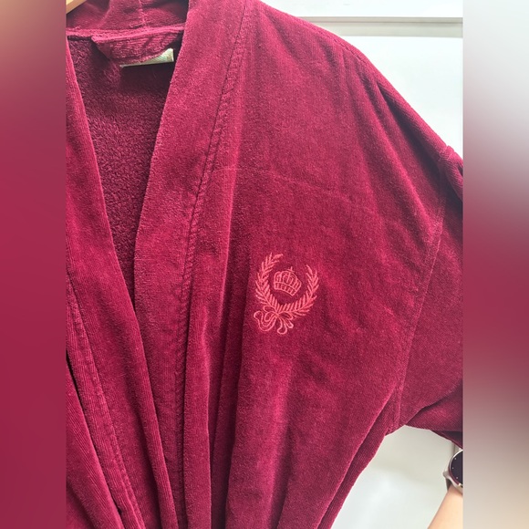 TJ Lawford Turkish Cotton Robe Womens  Medium Red Crown crest Terrycloth Belted - Picture 9 of 9